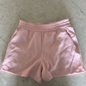 Lululemon Softstreme Shorts - Flush Pink